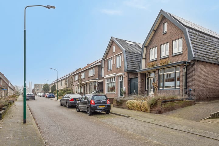 Foto 37 van Molenstraat 2