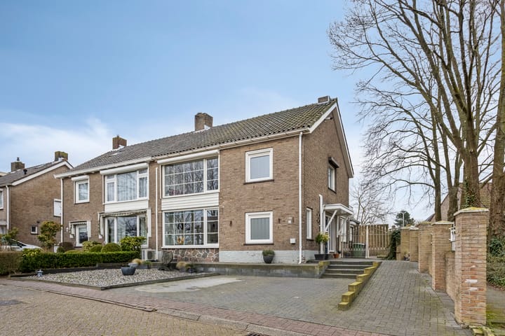 Foto 36 van Gladioolstraat 2