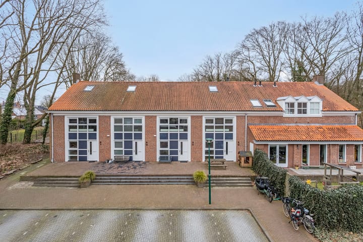 Foto 12 van Aloysiusplein 11