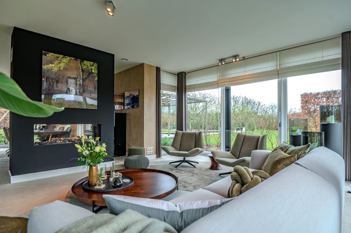 Foto 10 van Weegbree 23