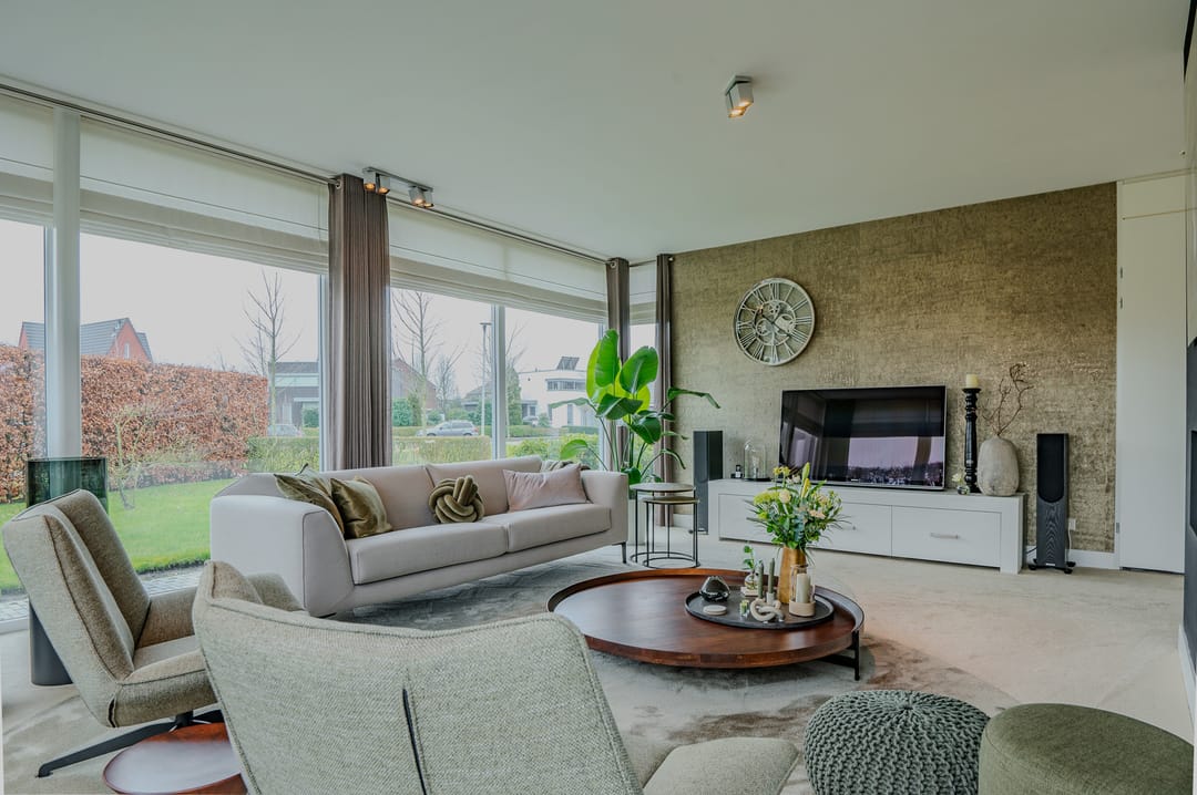 Foto 13 van Weegbree 23