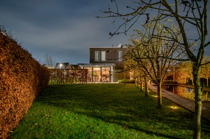 Foto 67 van Weegbree 23