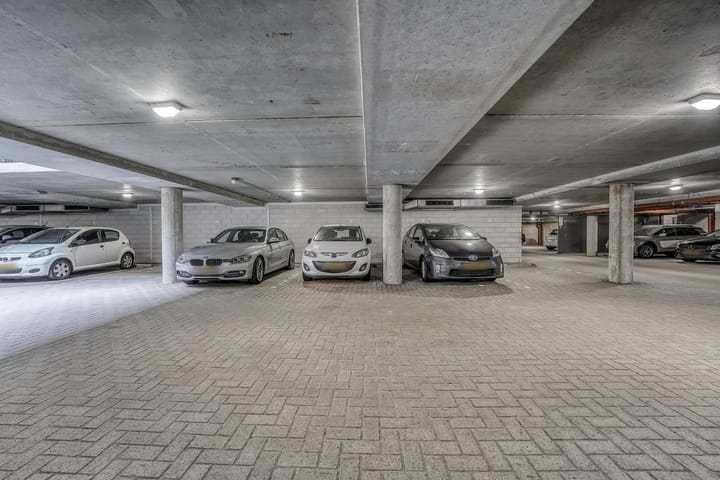 Foto 27 van Tramstraat 294