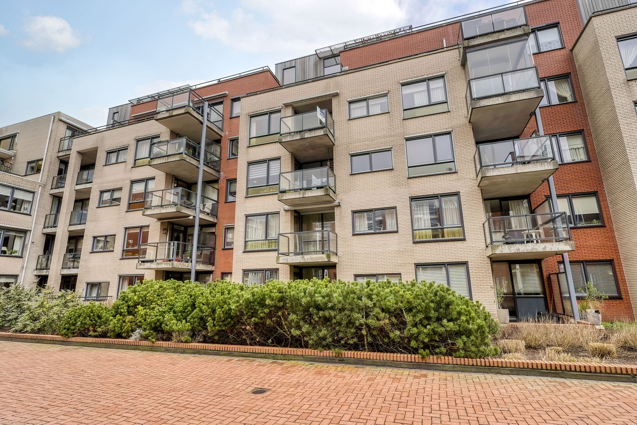 Foto 30 van Tramstraat 294