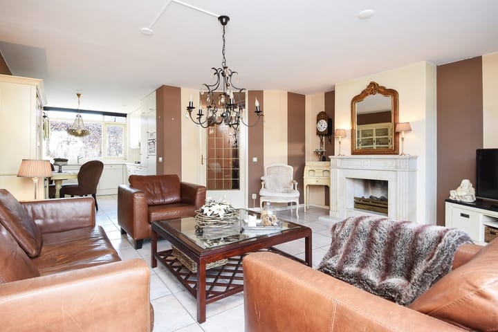 Foto 10 van Constance Gelderblomlaan 62