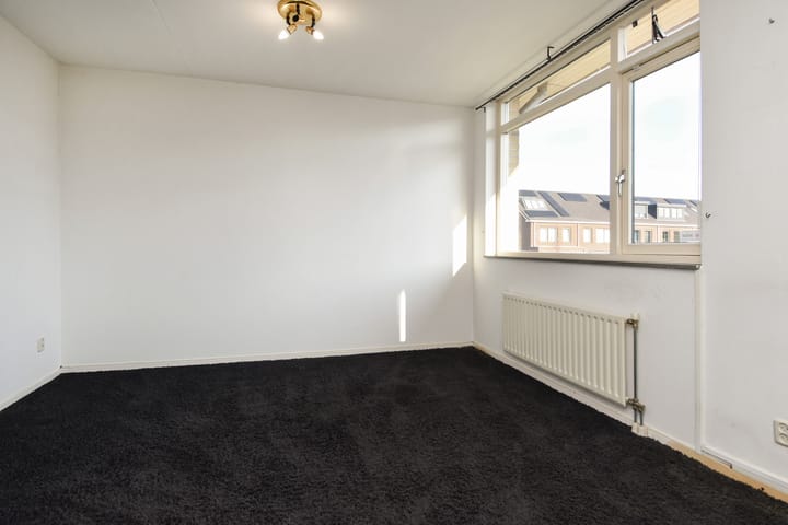 Foto 17 van Constance Gelderblomlaan 62