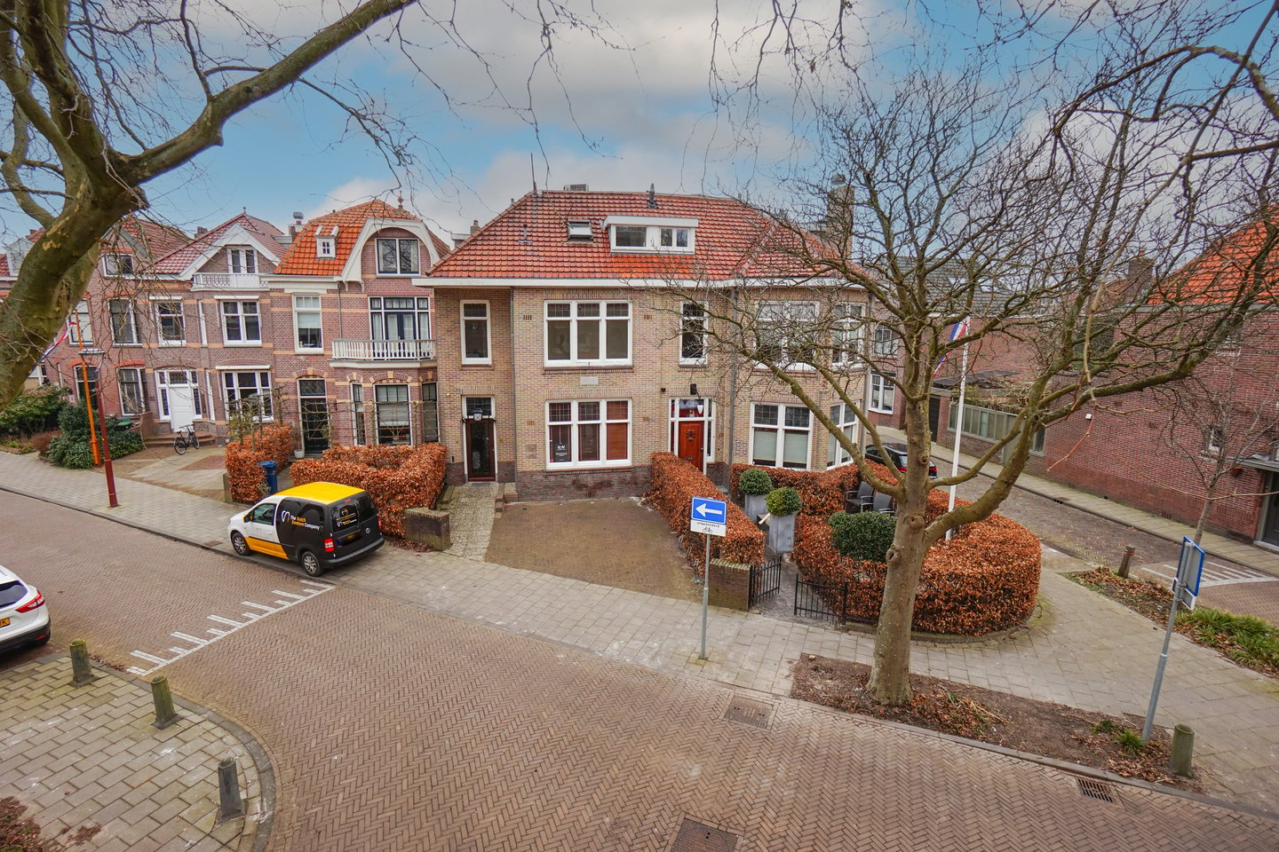 Bekijk foto 1 van Emmastraat 85