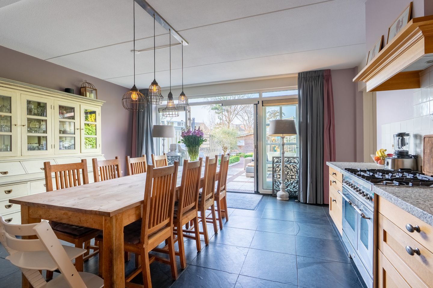 Foto 10 van Brouwerstraat 43-B