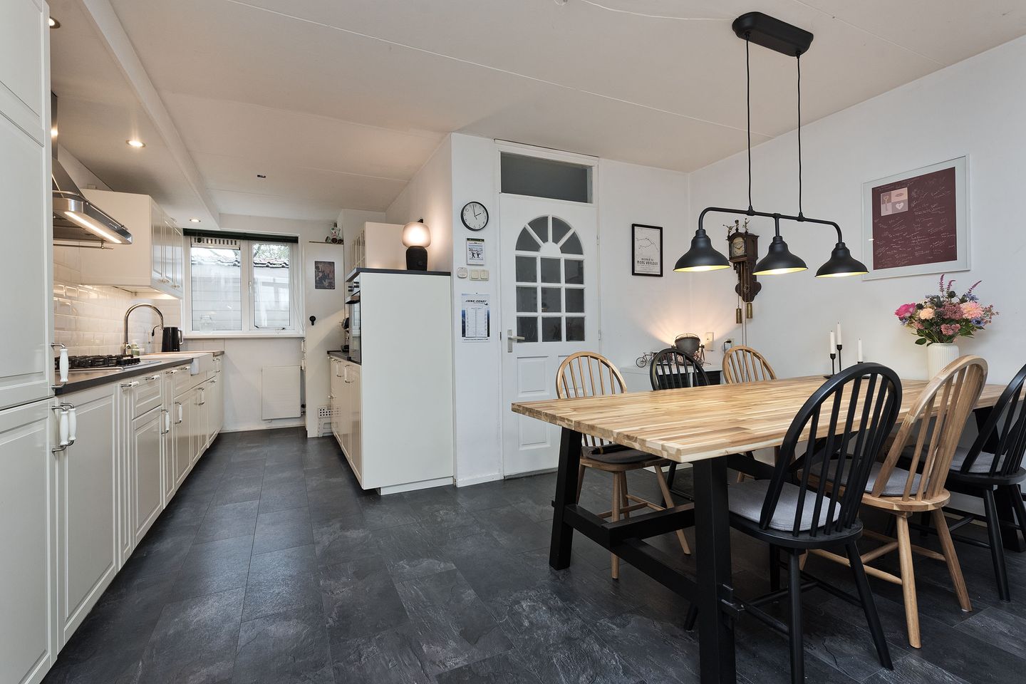 Foto 10 van Schweitzerstraat 99