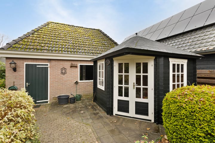 Photo 39 of Hoofdstraat 26