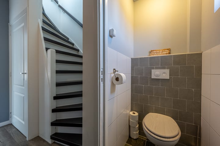 Photo 14 of Burg G de Katerstraat 44