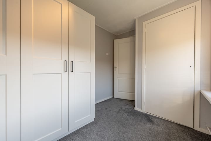 Photo 19 of Burg G de Katerstraat 44