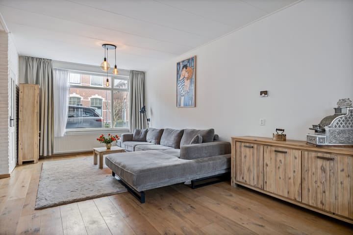 Foto 22 van Spoorstraat 33