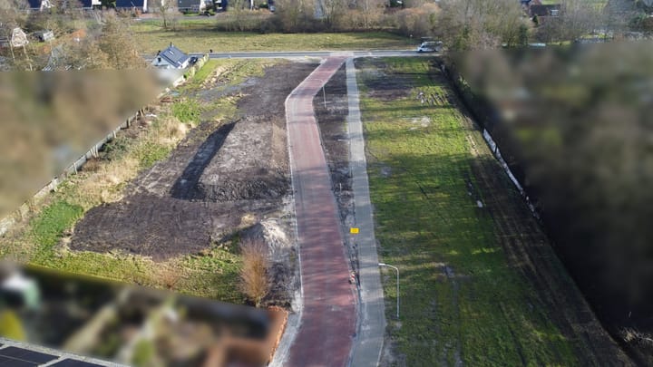 Photo 3 of Kamperfoeliestraat