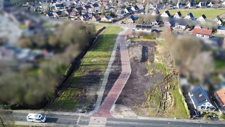 Photo 4 of Kamperfoeliestraat