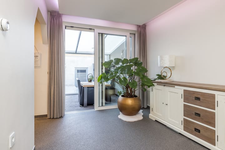 Photo 10 of Demstraat 34