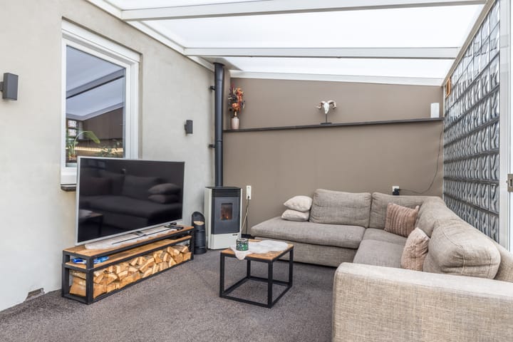 Photo 16 of Demstraat 34