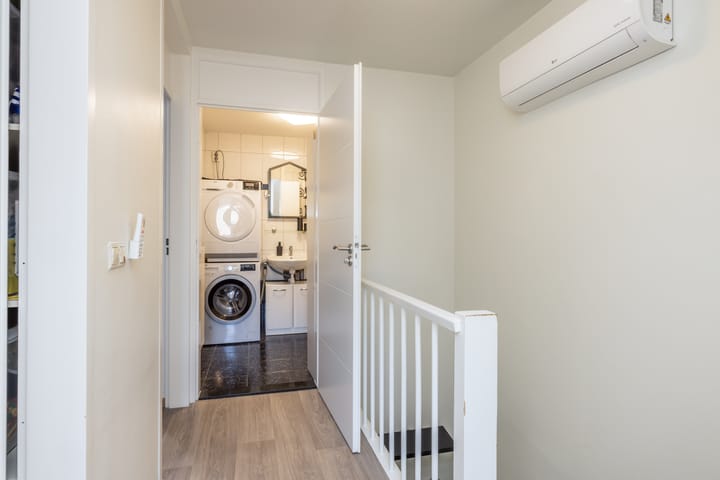 Photo 26 of Demstraat 34