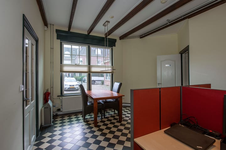 Foto 22 van C.T. Storkstraat 22