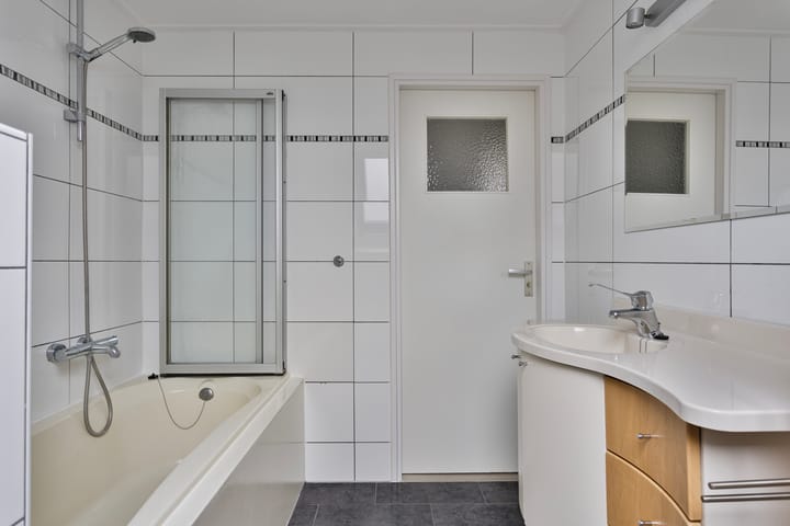 Photo 17 of Roggenplaat 1