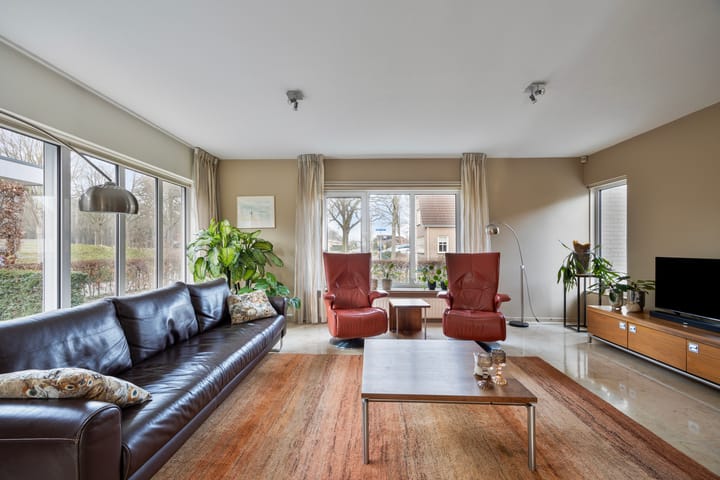 Foto 2 van Populierenlaan 4