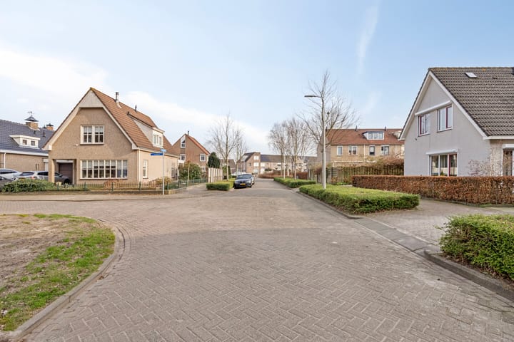 Foto 48 van Populierenlaan 4