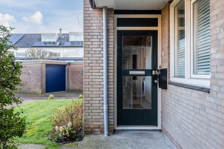 Photo 8 of Van Blaaderenweg 15