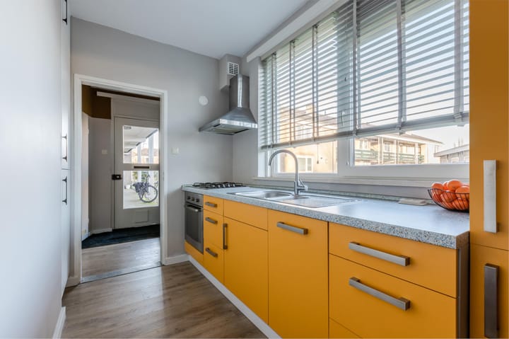 Photo 20 of Van Blaaderenweg 15