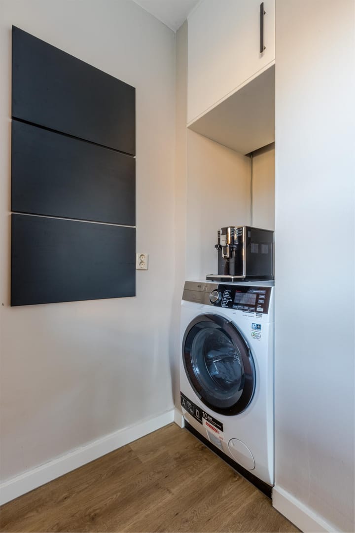 Photo 23 of Van Blaaderenweg 15