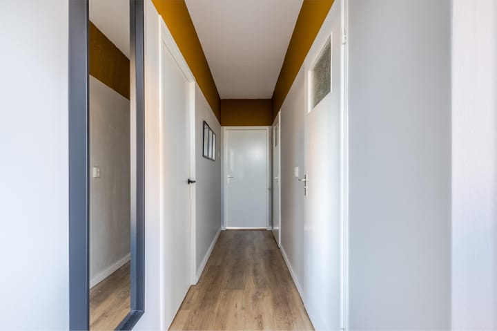 Photo 25 of Van Blaaderenweg 15