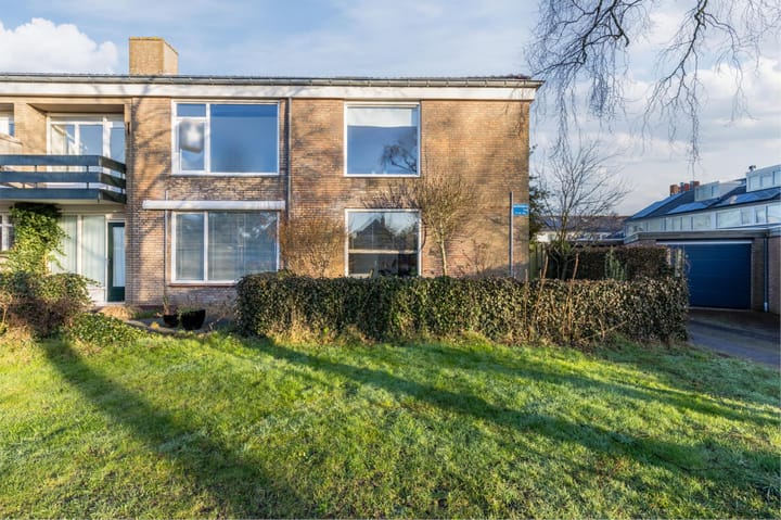 Photo 42 of Van Blaaderenweg 15