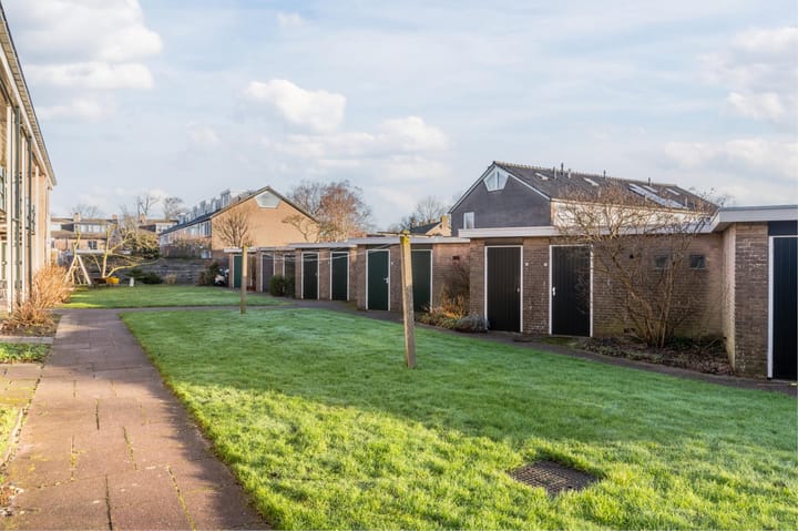 Photo 49 of Van Blaaderenweg 15