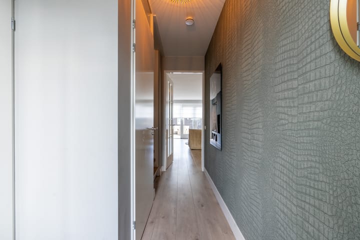 Foto 15 van Voorschoterweg 7-B