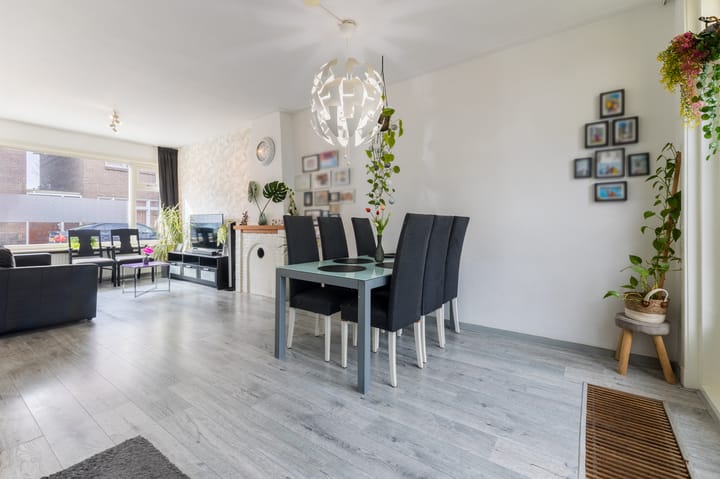 Foto 10 van Willem Barentzstraat 61