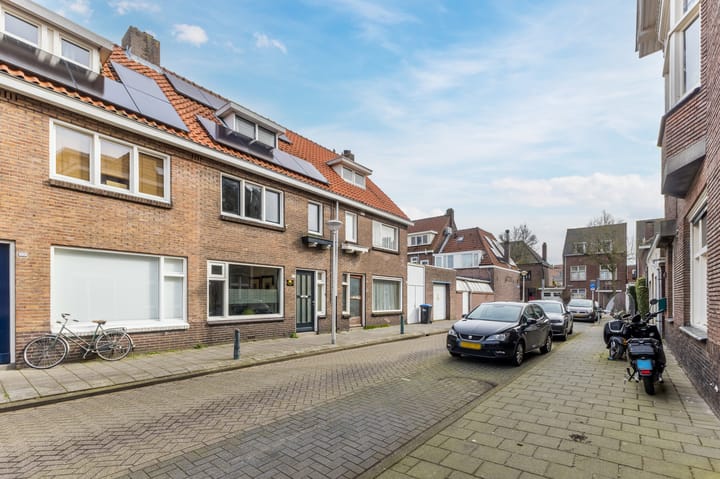 Foto 44 van Willem Barentzstraat 61