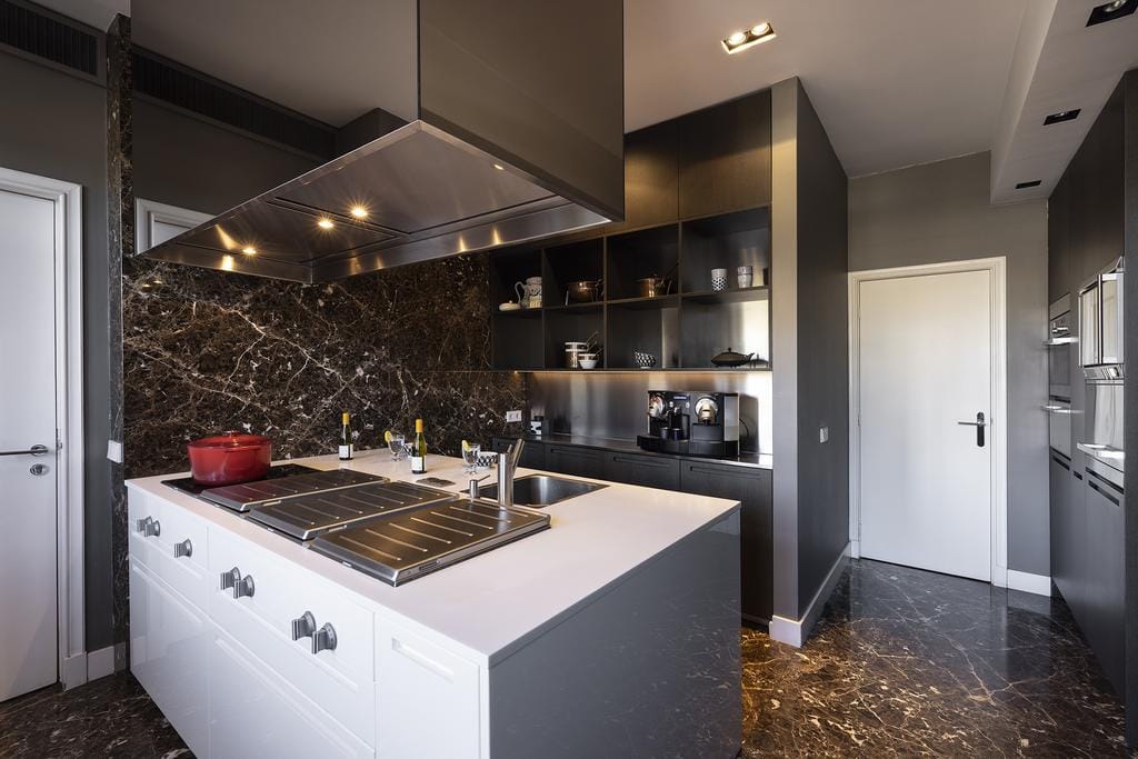 Photo 15 of Herman Gorterstraat 36