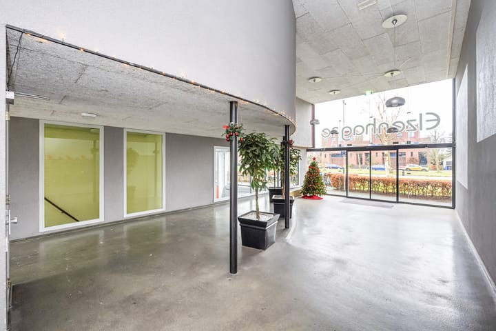 Foto 5 van Elzenmos 62