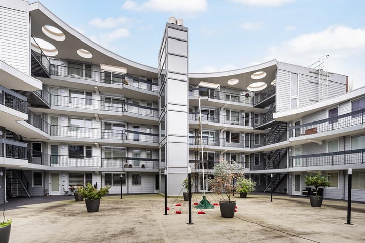 Foto 25 van Elzenmos 62