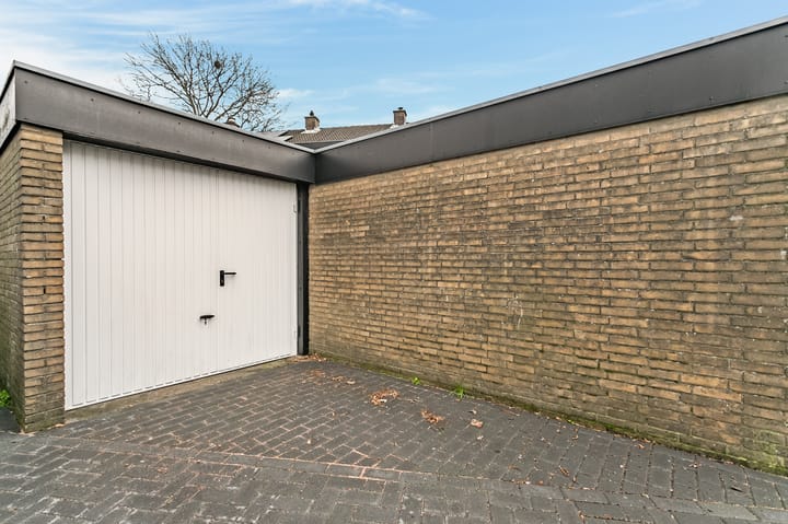 Foto 2 van Zwaansburg 15