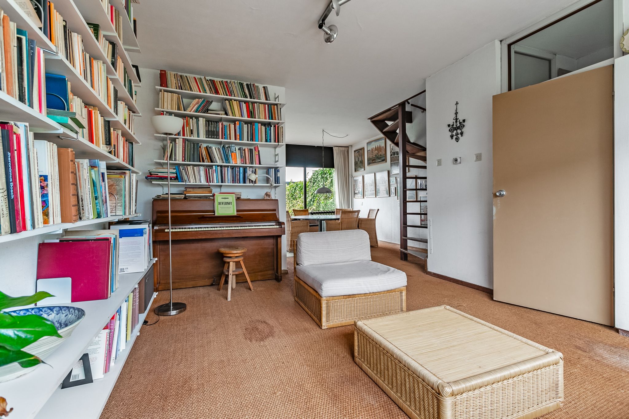 Foto 6 van Zwaansburg 15