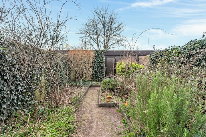 Foto 32 van Zwaansburg 15