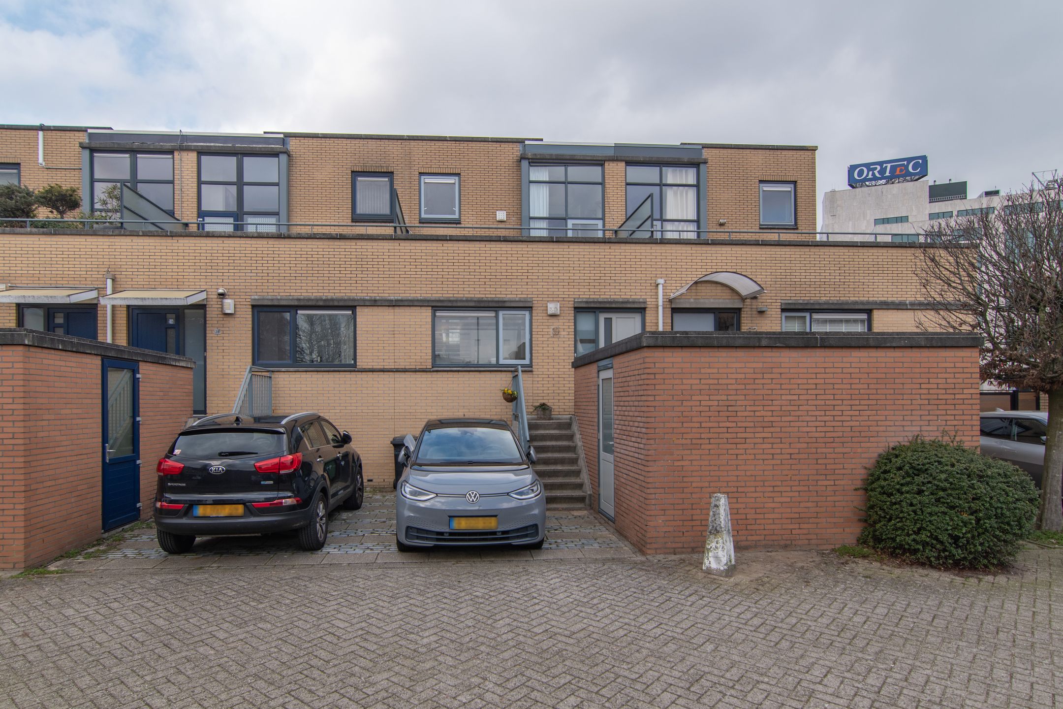 Photo 3 of Wengéhout 80