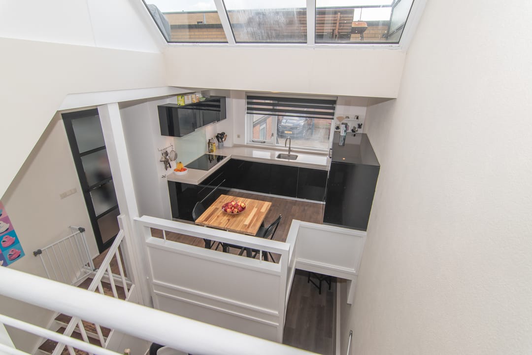 Photo 7 of Wengéhout 80