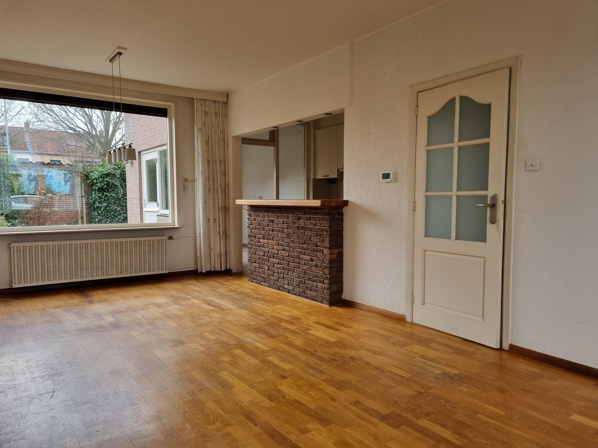 Photo 3 of Azaleastraat 2