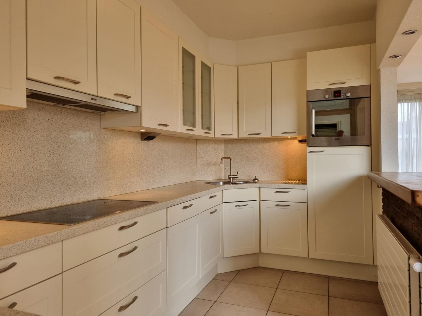 Photo 4 of Azaleastraat 2