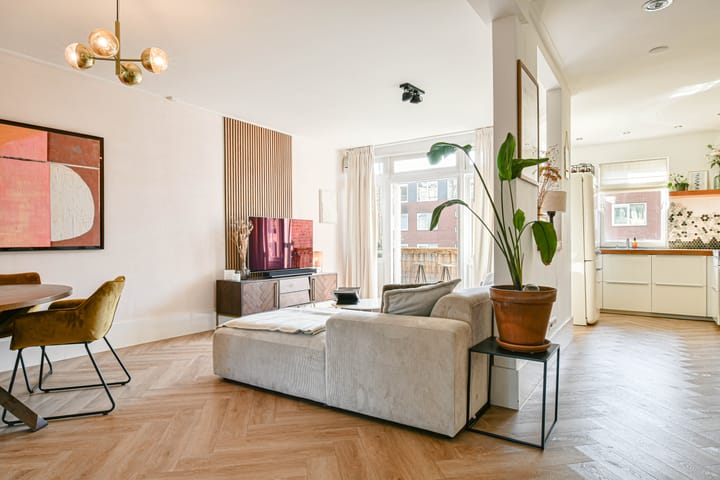 Foto 1 van Linnaeusstraat 70-2