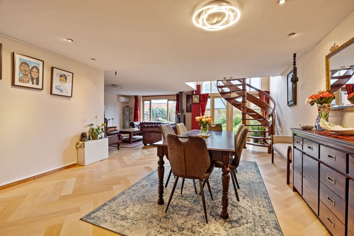 Foto 12 van Dominee Buskesstraat 8