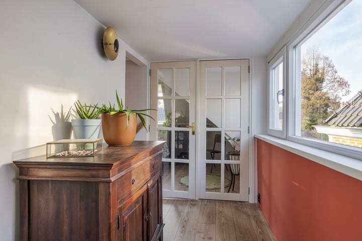 Foto 15 van Burgemeester Venemastraat 13