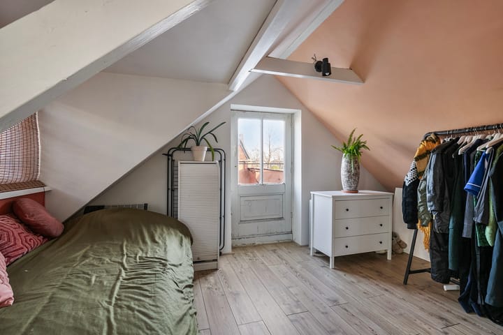 Foto 21 van Burgemeester Venemastraat 13