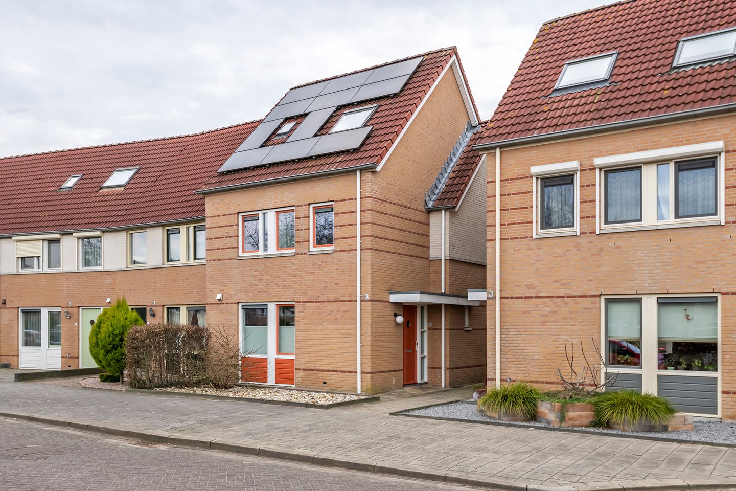 Foto 1 van J.H. L.-van Herwaardenstraat 65